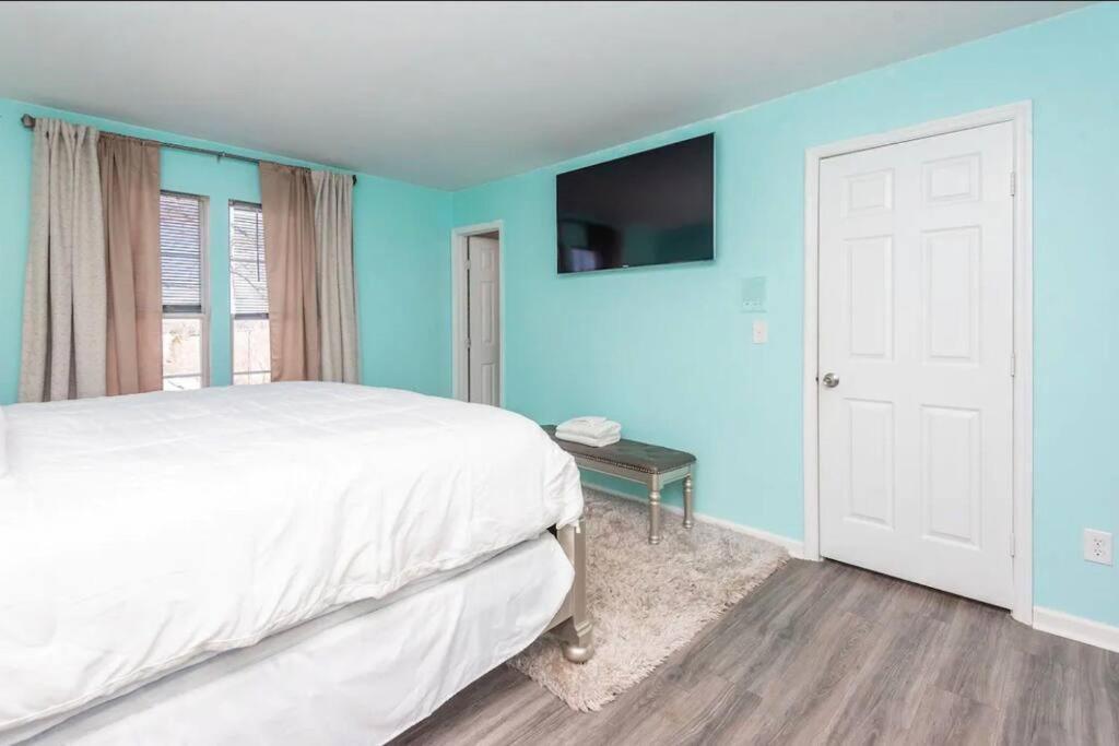 20Min To International Airport! 10Min To Pnc Music! Wifi Apartment ชาร์ล็อต ภายนอก รูปภาพ